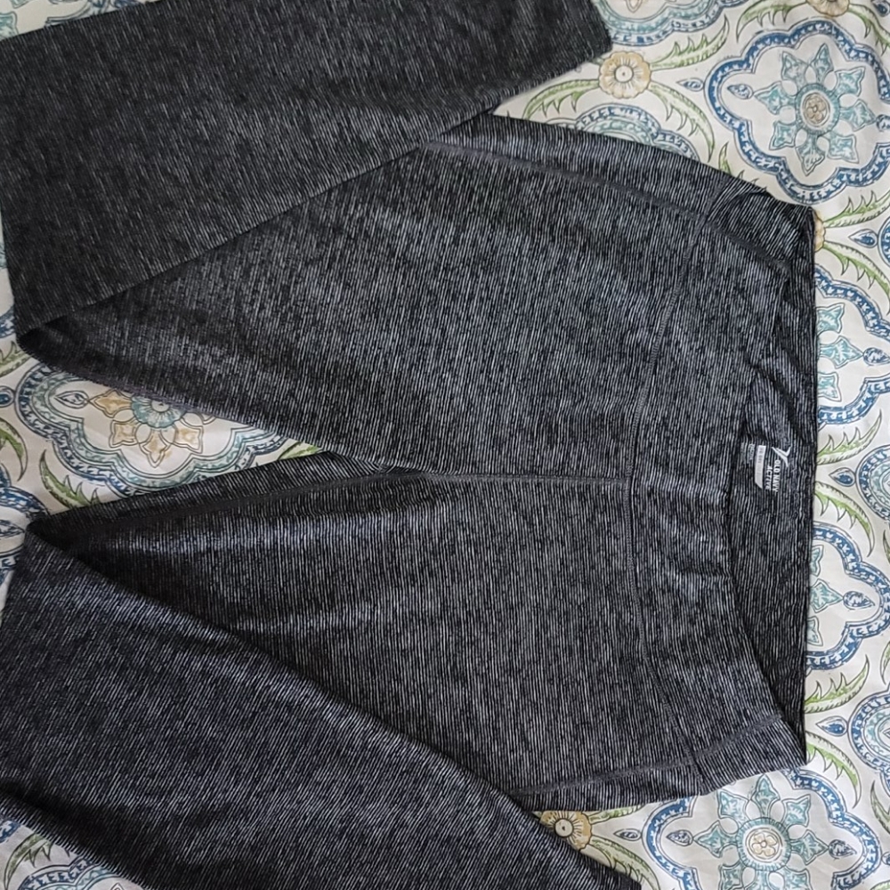 Old navy work out leggings